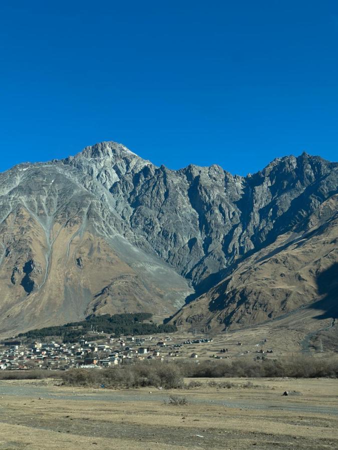 Dachi Inn Kazbegi Exterior foto